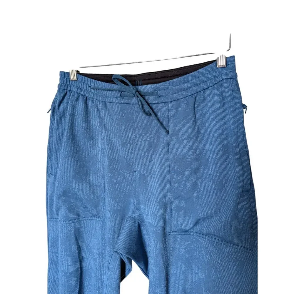Lululemon License To Train Jogger Pants Mens Size Medium LM5AKGS Blue Camo